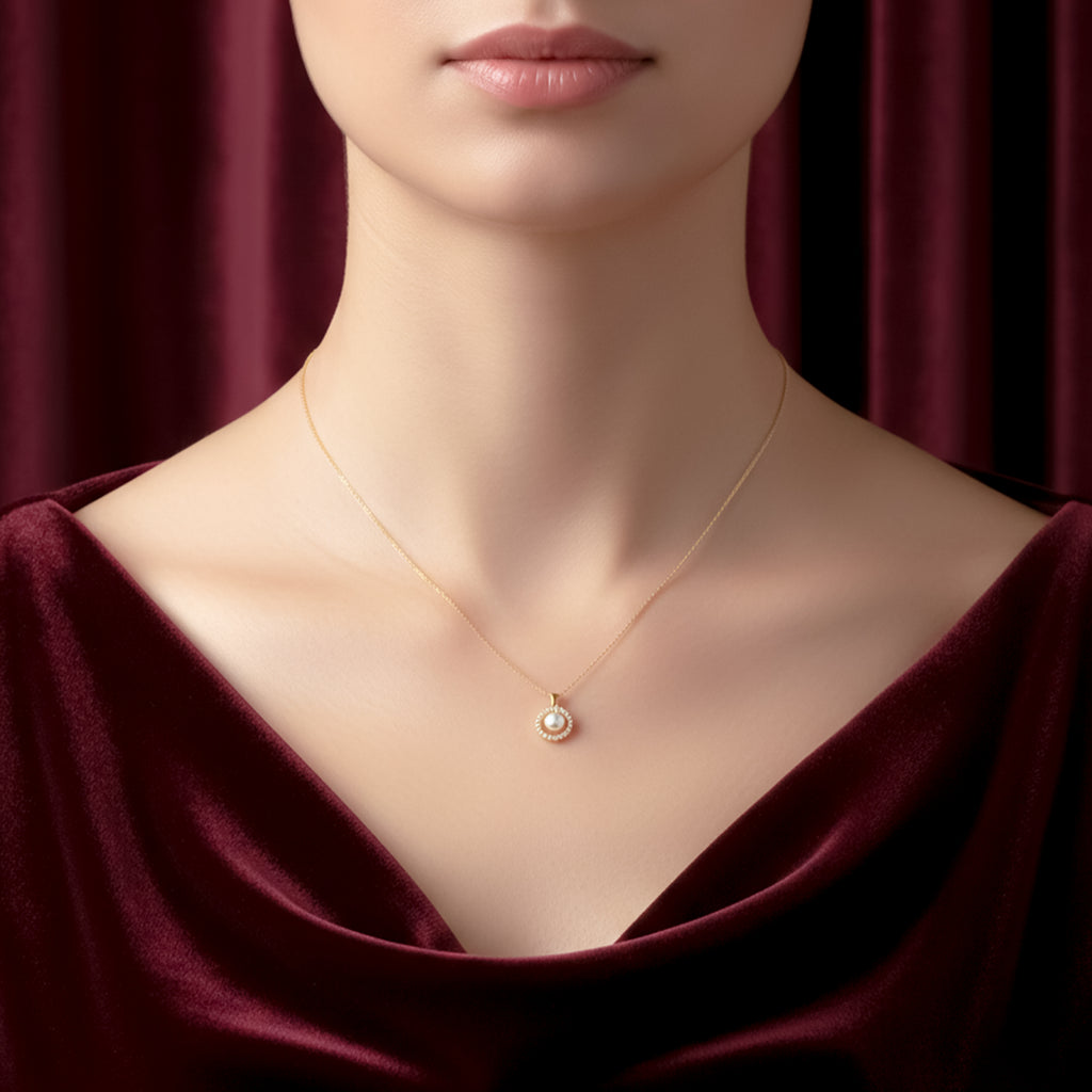 Classic Pearl Halo Pendant Necklace GWN -57