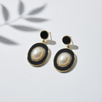 Vintage Black Enamel Pearl Earrings GWE -20