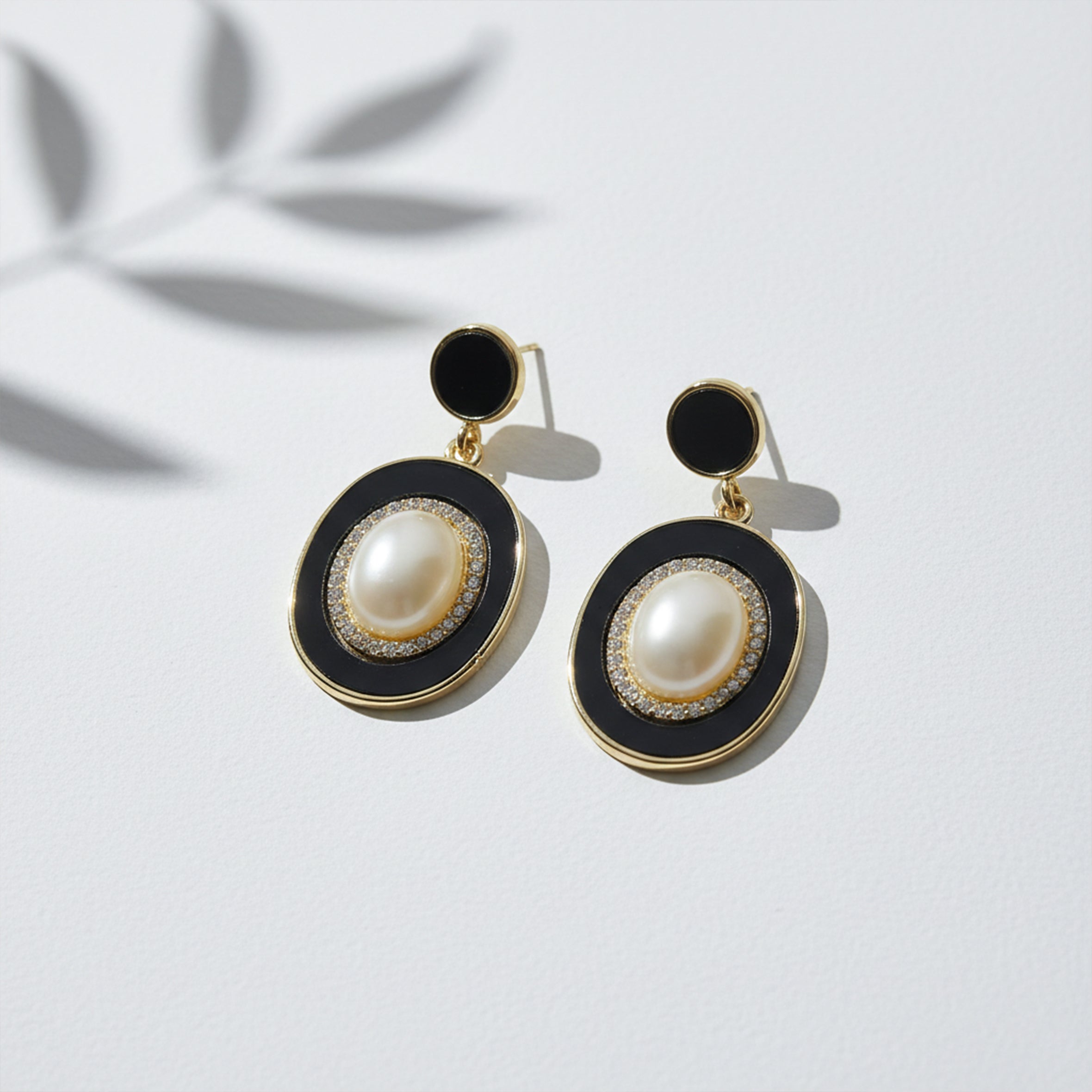 Vintage Black Enamel Pearl Earrings GWE -20