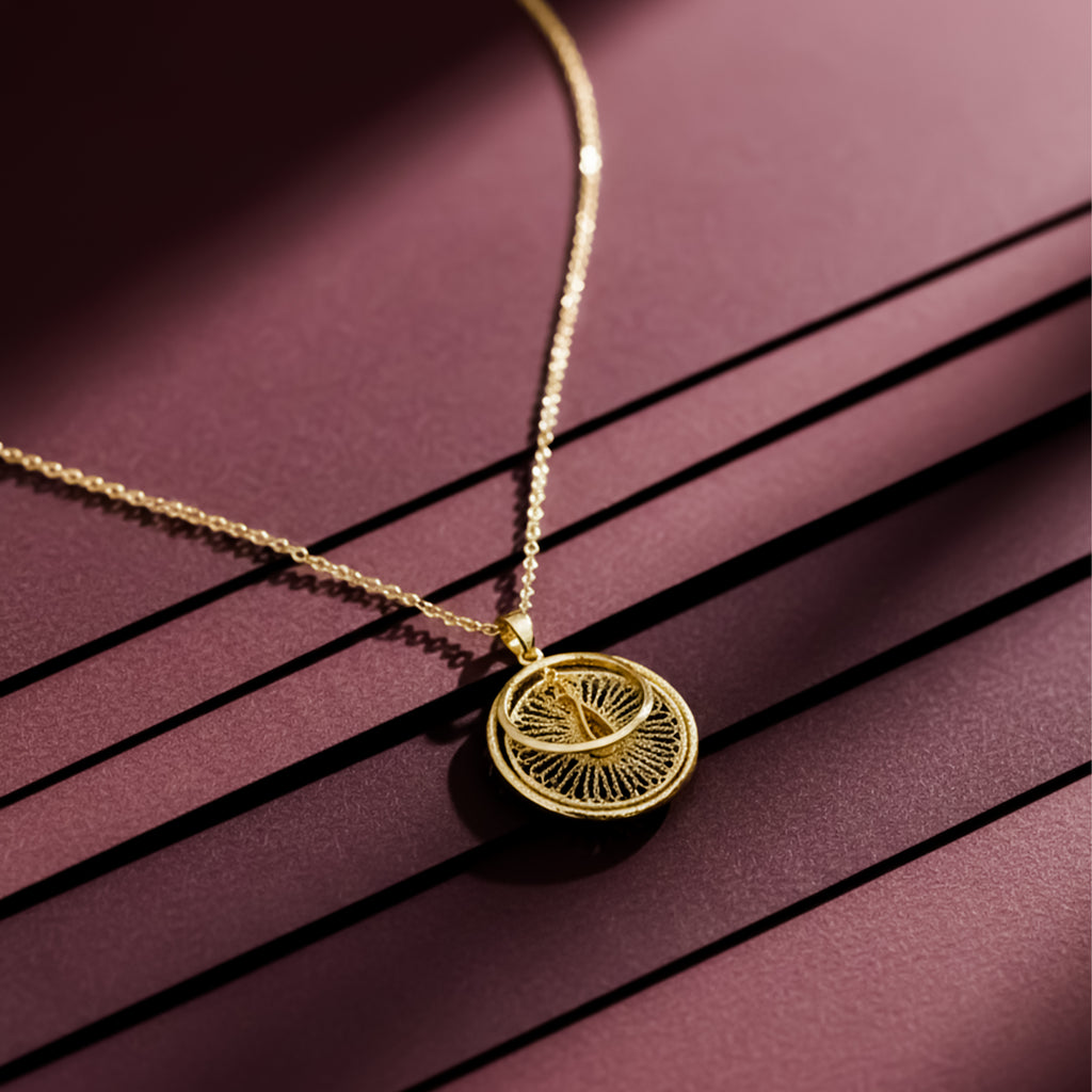 Modern Sunburst Medallion Teardrop Necklace GWN -158