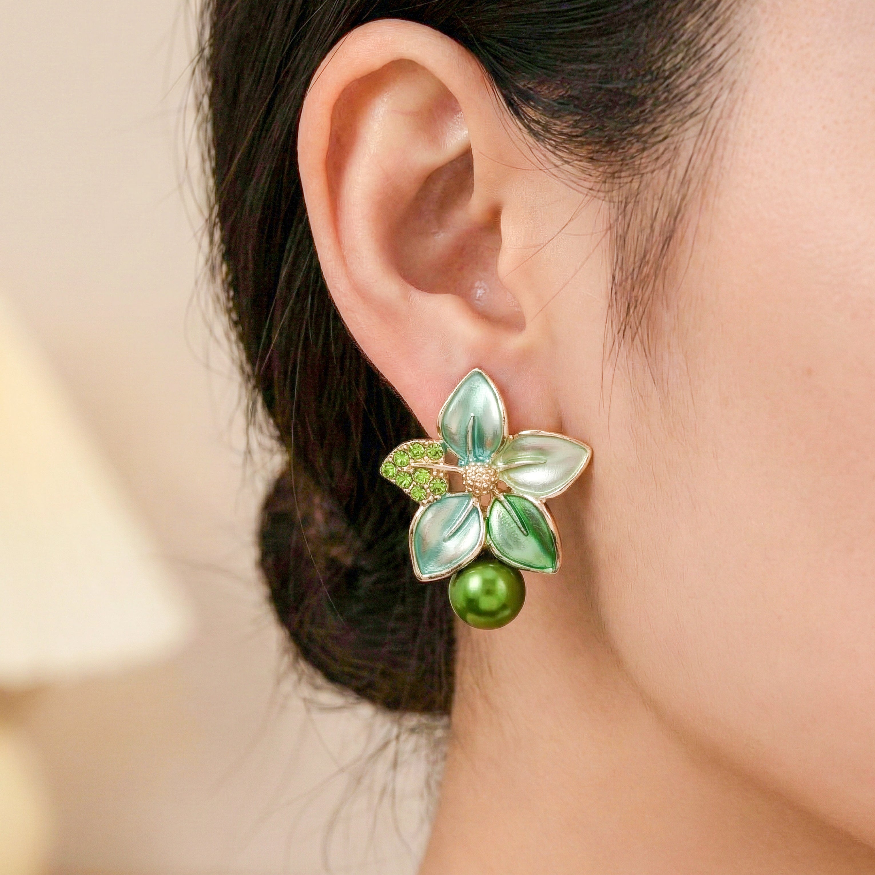 Flora Bloom Green Mint Pearl Earrings GWE -184
