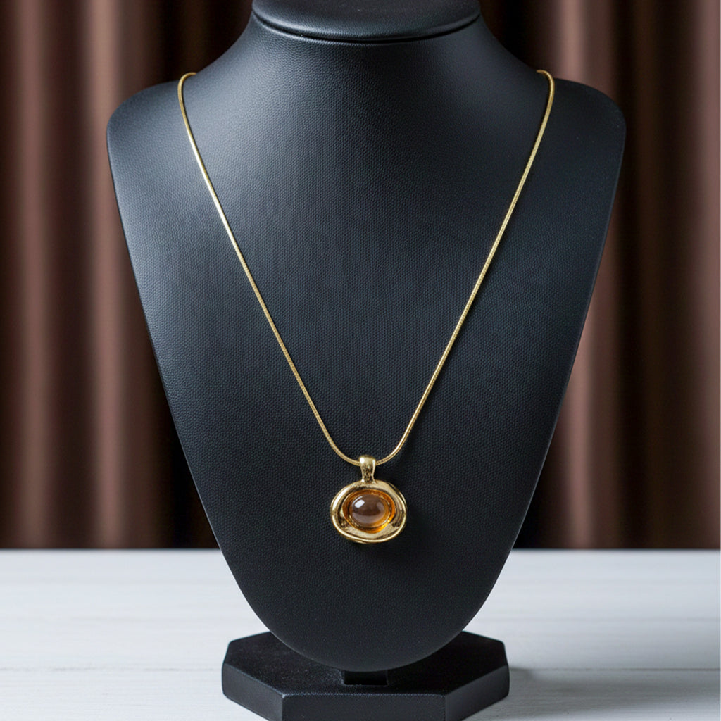 Modern Molten Gold Amber Pendant Necklace GWN -66