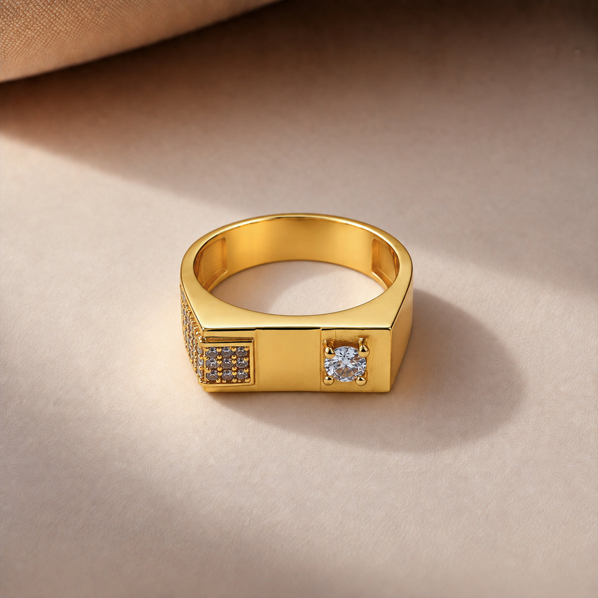 Solitaire Accent Men’s Ring GMR 61