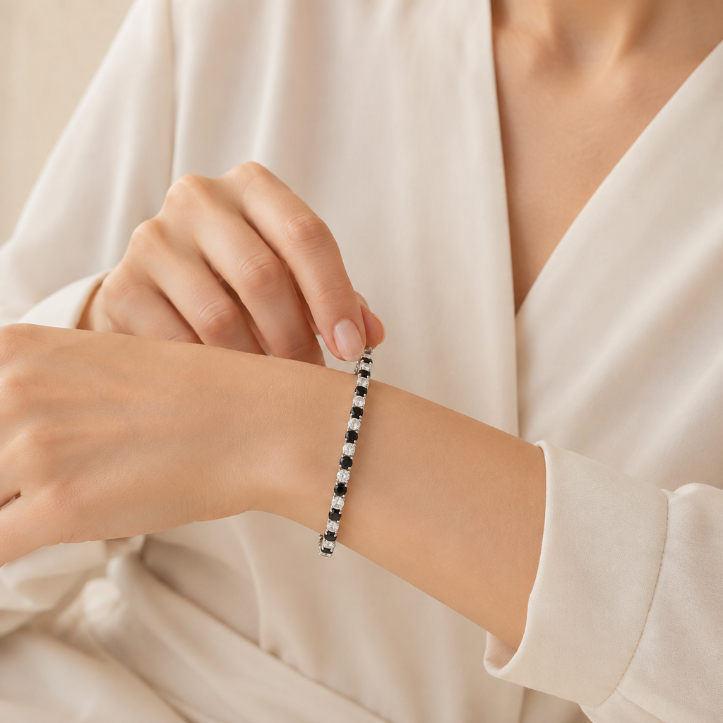 Noir Gleam Bracelet  GWB-119