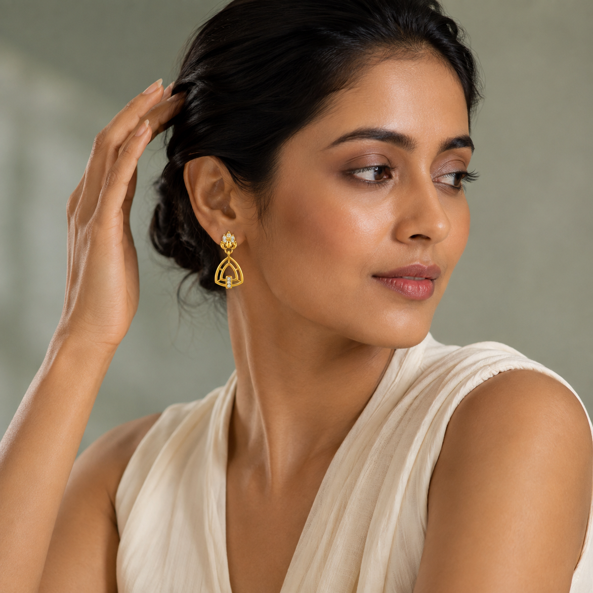 Arvena Crown Arch Drop Earrings GWE 294