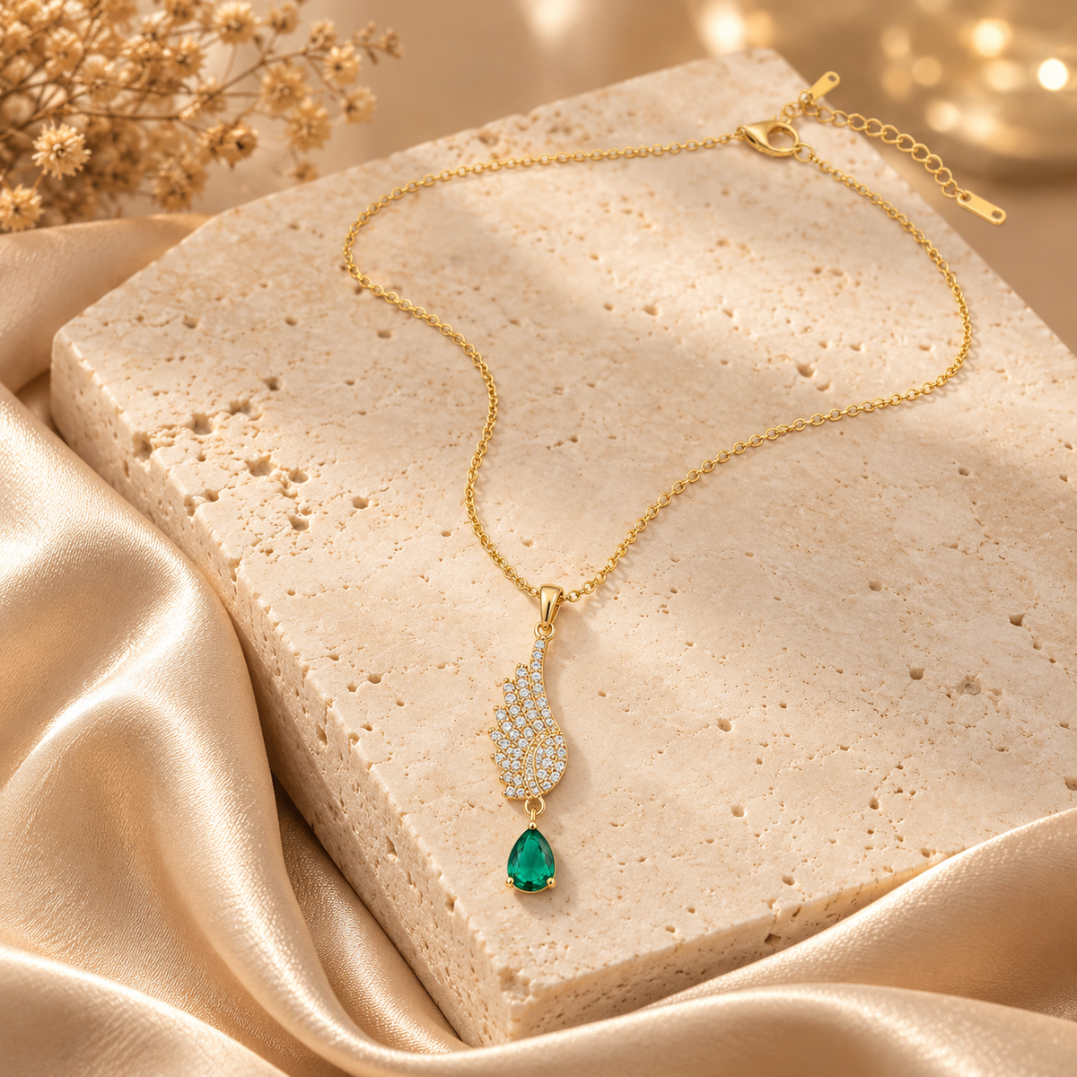 Emerald Cascade Feather Necklace GWN 116
