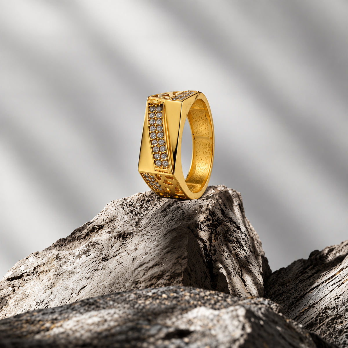 Diagonal Stone Sweep Men’s Ring GMR 58