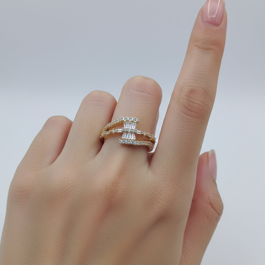 Baguette Bow Hourglass Split Band Ring GWR-82