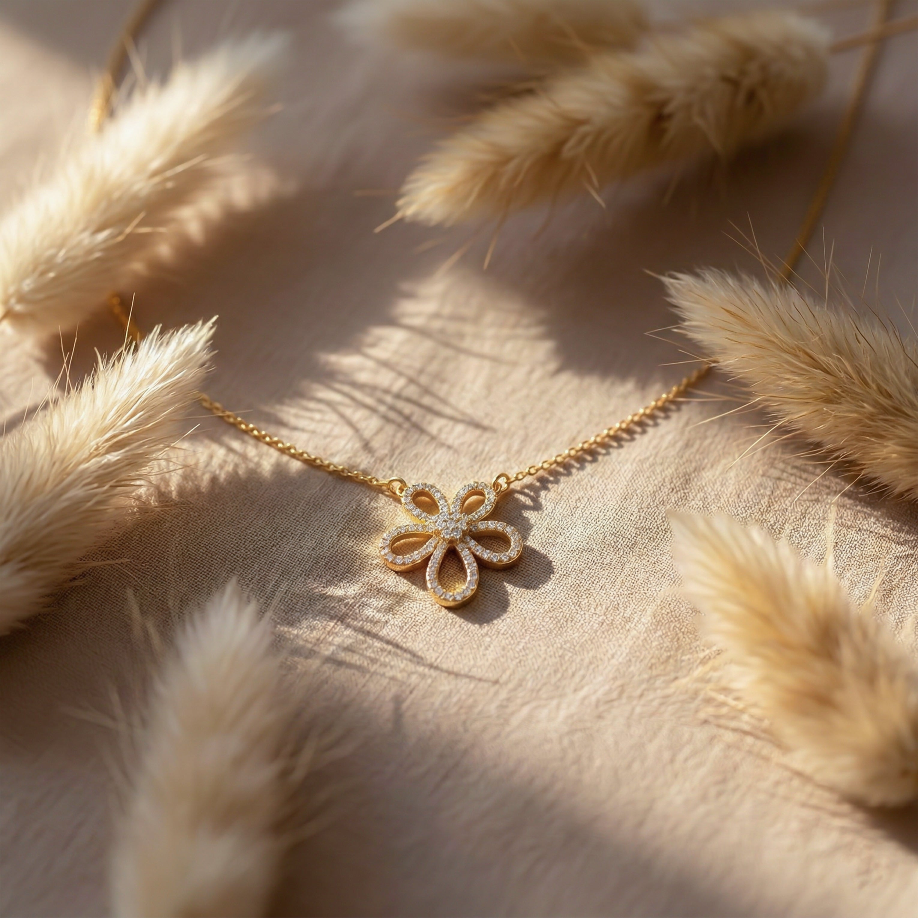 Modern Openwork Blossom Halo Necklace GWN -103
