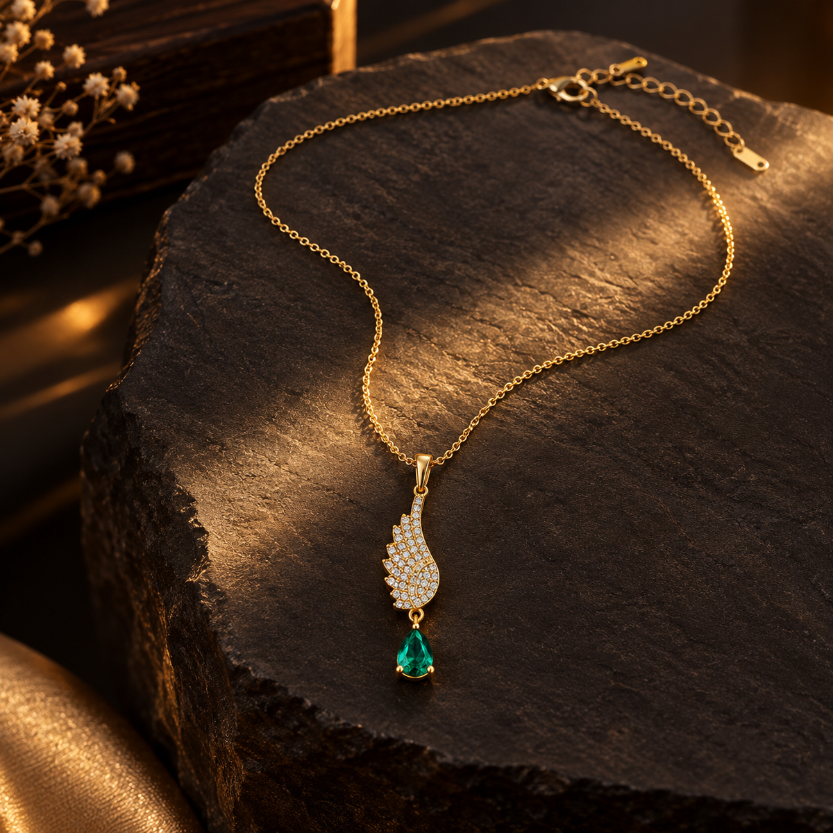 Emerald Cascade Feather Necklace GWN 116