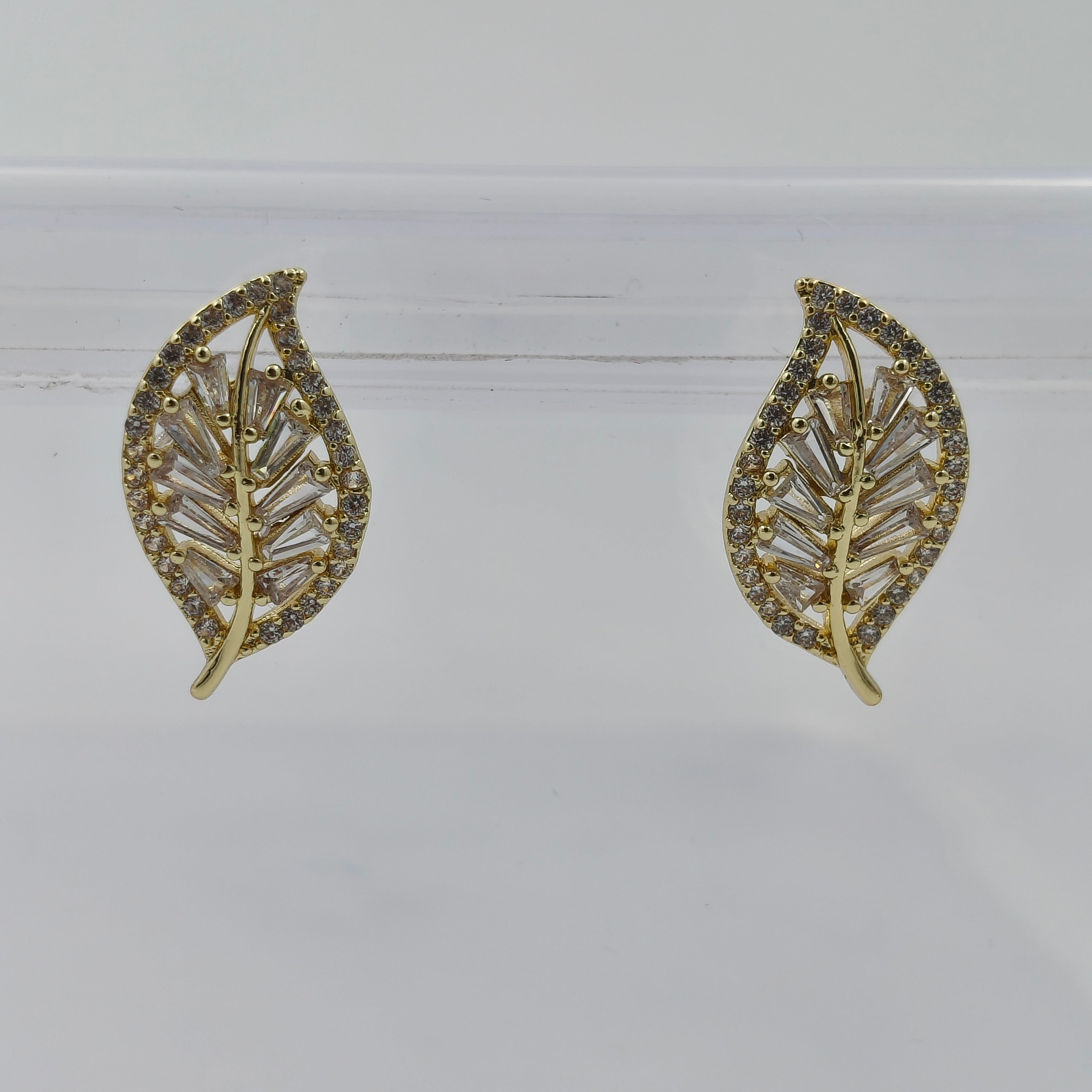 Flora Shine Baguette Leaf Earrings GWE -138