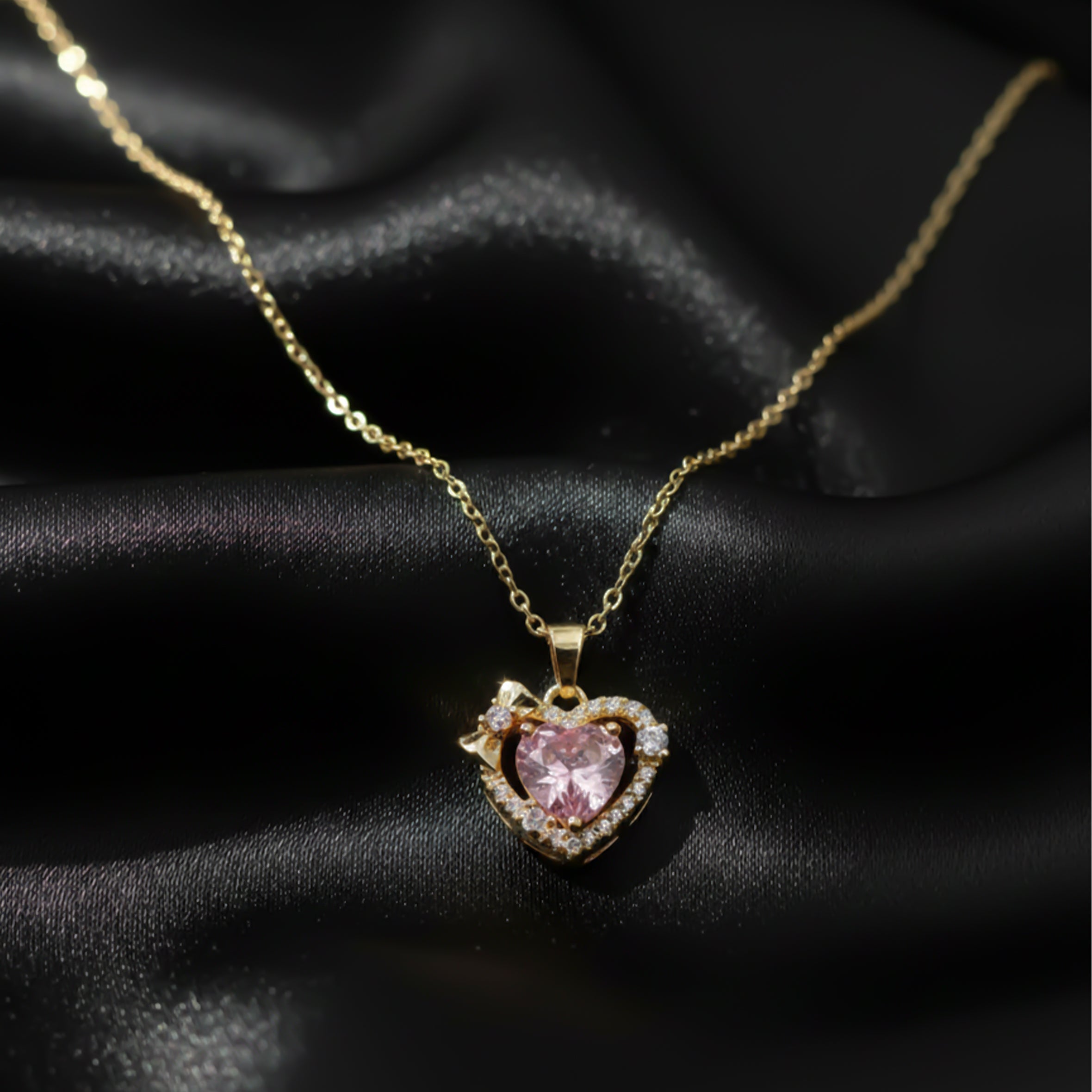 Classic Pink Heart Halo Bow Necklace GWN -79